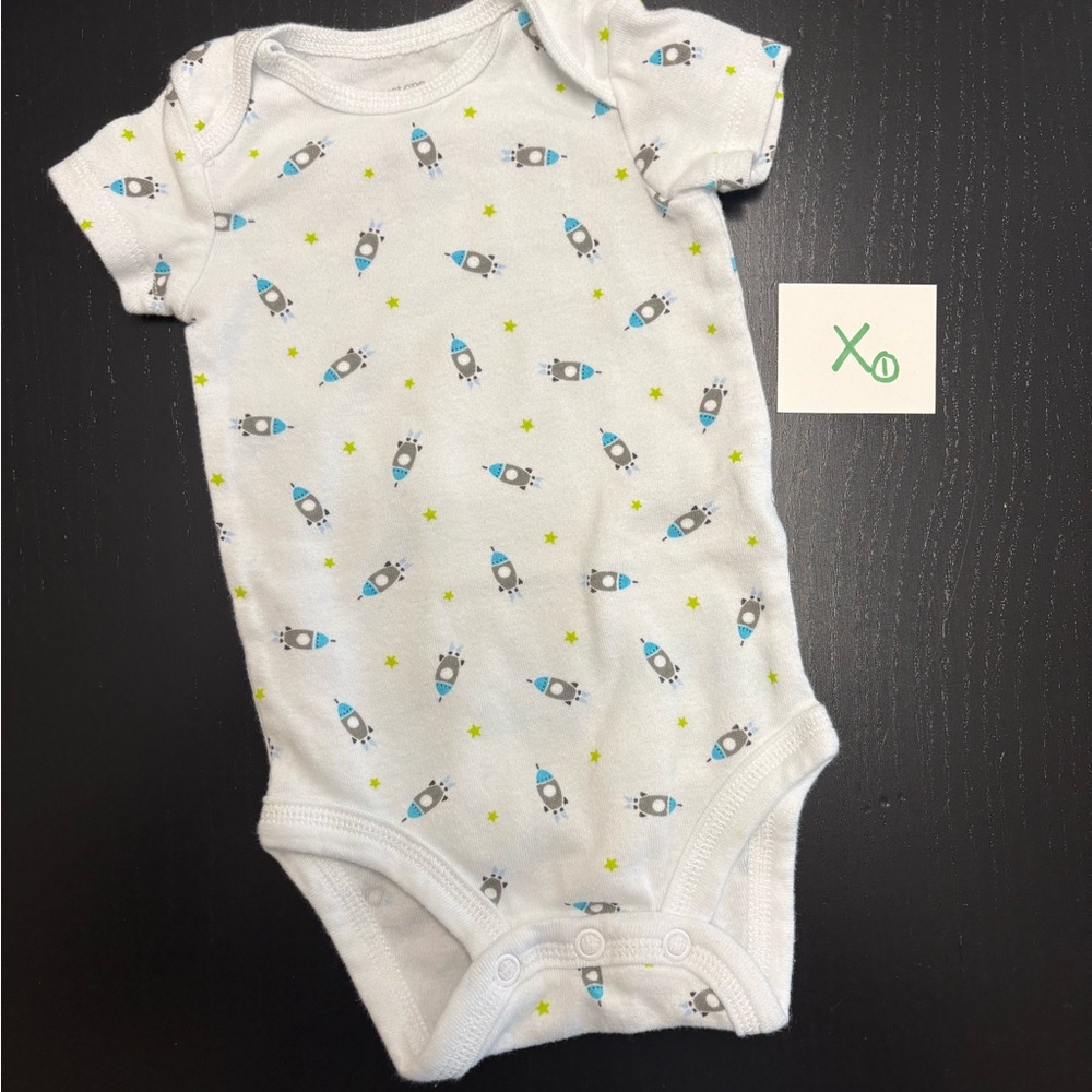 ⭐️5/$10.00⭐️—Carter's White Onesie with Rocket and Star Print